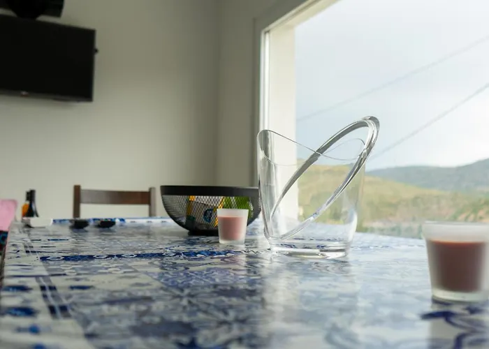 Rent4rest Douro River View Family Retreat 3bd 아파트