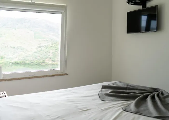 Rent4rest Douro River View Family Retreat 3bd * Pinhal do Douro