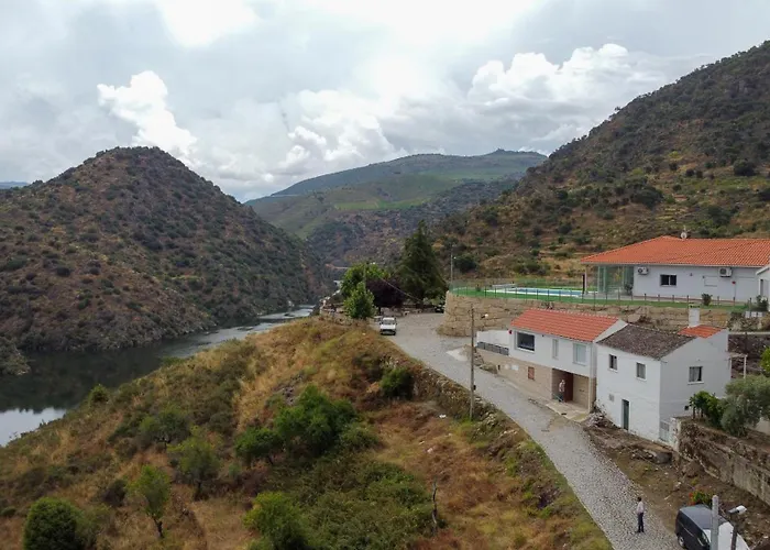 아파트 Rent4rest Douro River View Family Retreat 3bd *