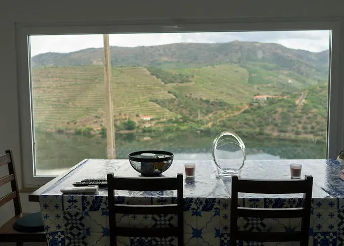 아파트 Rent4rest Douro River View Family Retreat 3bd *
