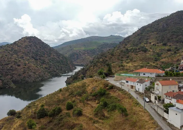 Rent4rest Douro River View Family Retreat 3bd 아파트