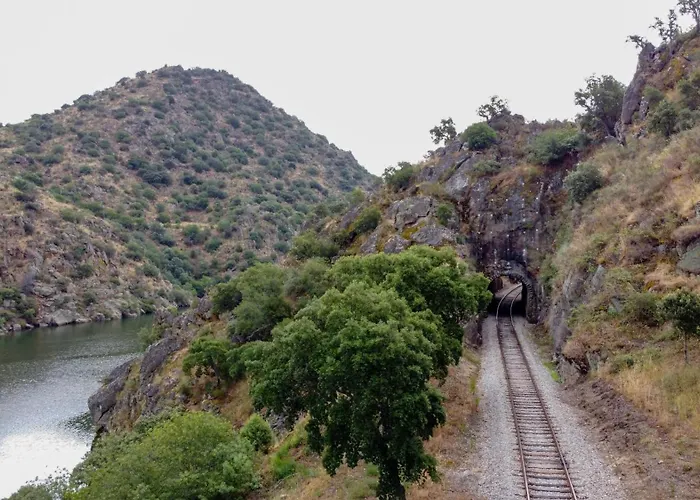 아파트 Rent4rest Douro River View Family Retreat 3bd *